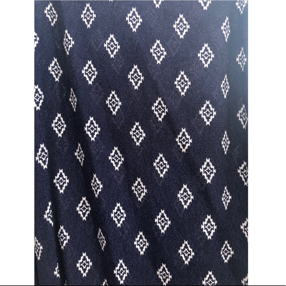 Top - Picture 2 of 5